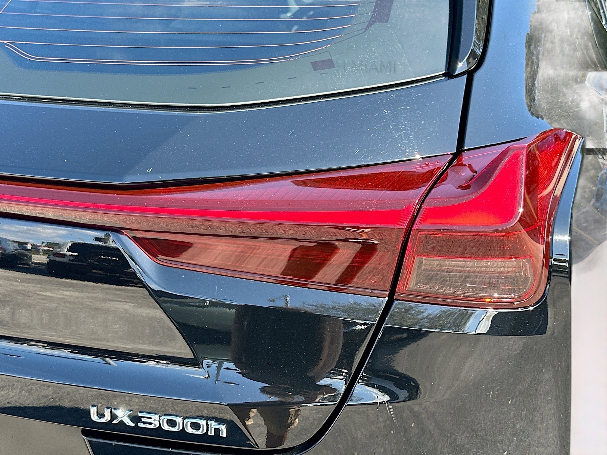 Used 2025 Obsidian Lexus UX 300h F SPORT Design image 19