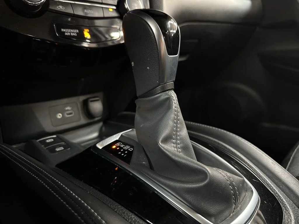 Used 2019 Gun Metallic Nissan SL image 24