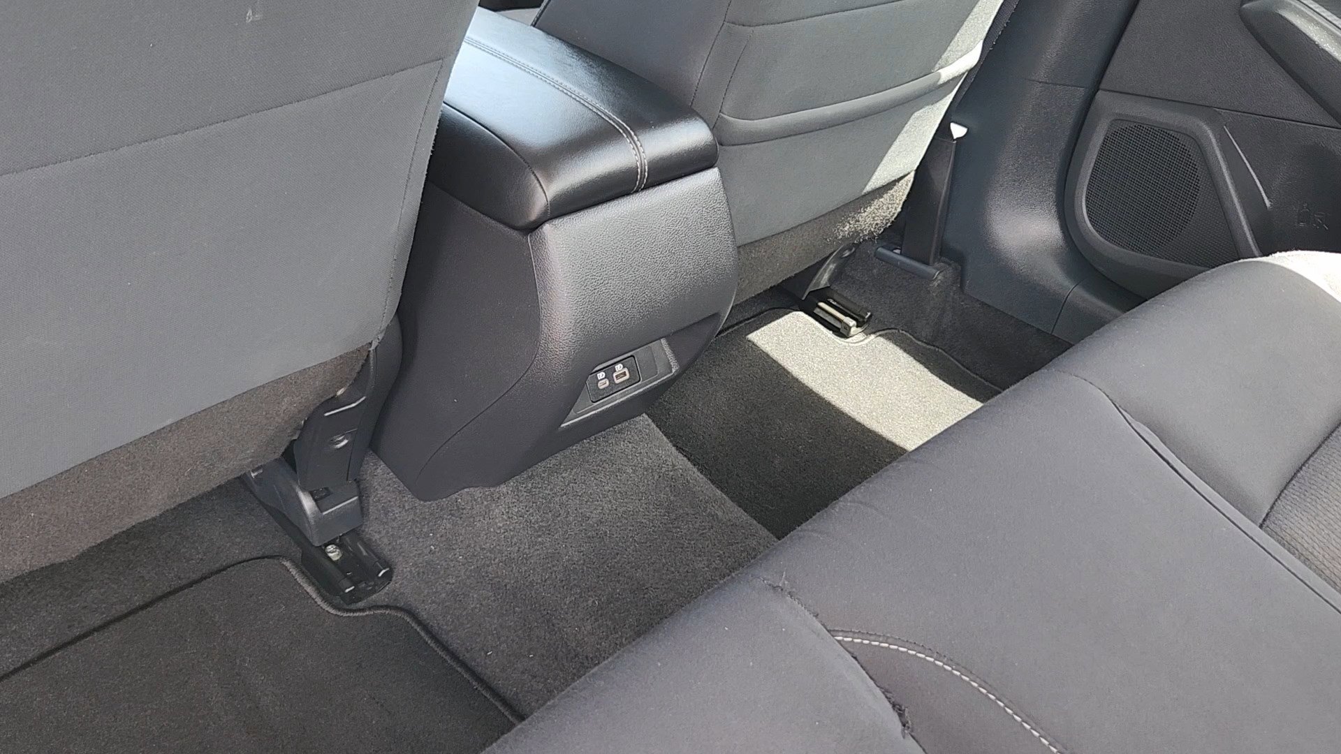 2025 Nissan Altima SV - Photo 17