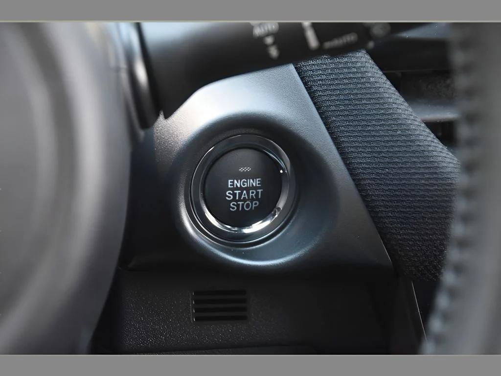 New 2026 CRYSTAL BLACK SILICA Subaru Limited image 32