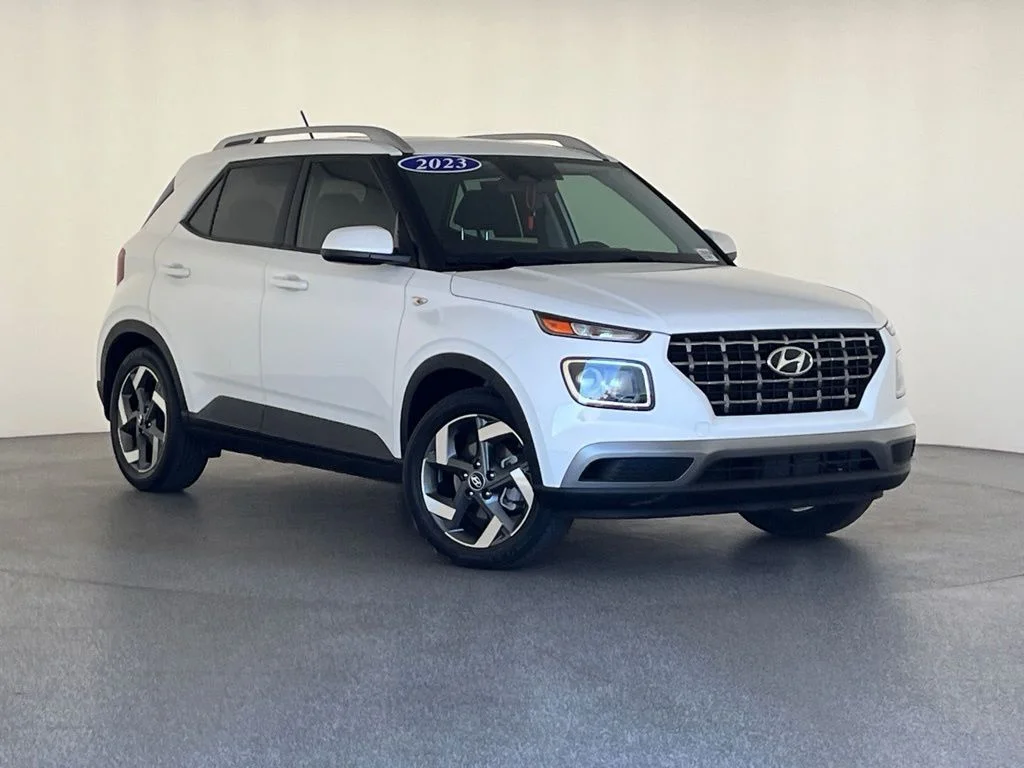 Used 2023 White Hyundai SEL image 38