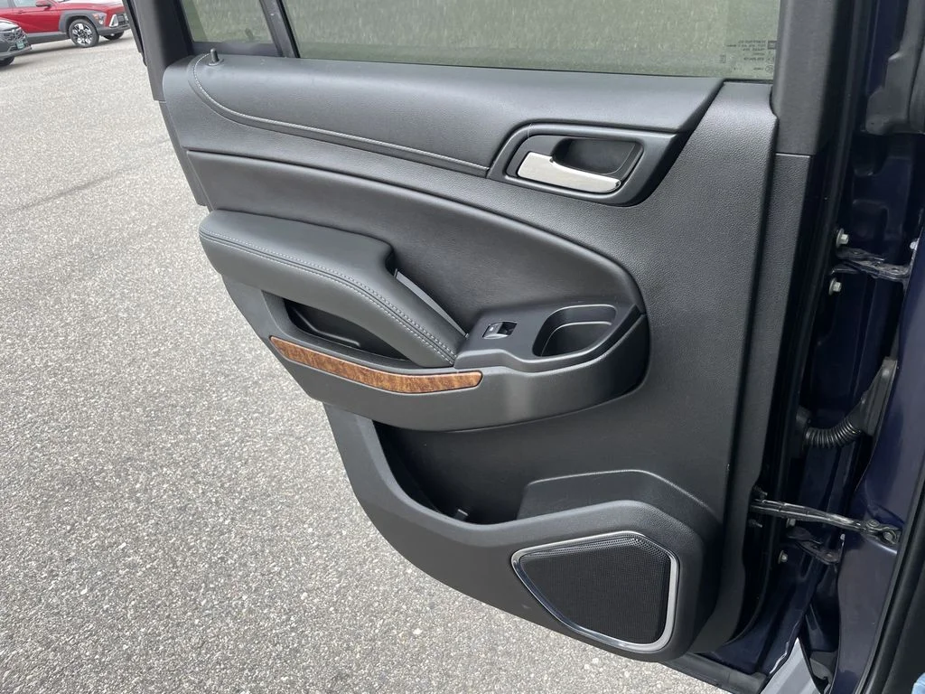Used 2018 Blue Velvet Metallic Chevrolet Premier image 15