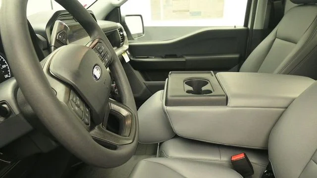 New 2026 Oxford White Ford XL image 17