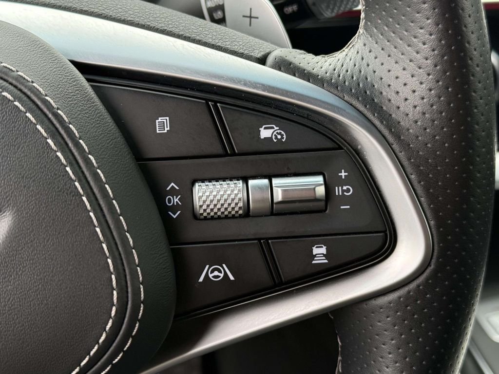 Used 2024 Silver Genesis 3.5T Sport image 19