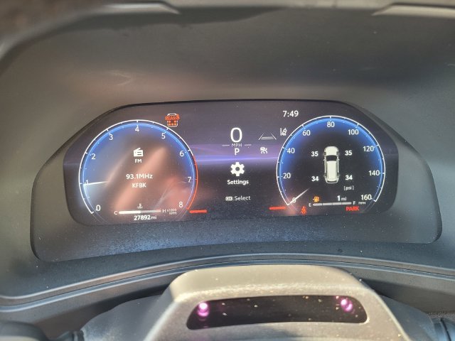 Used 2025  Toyota Platinum image 29