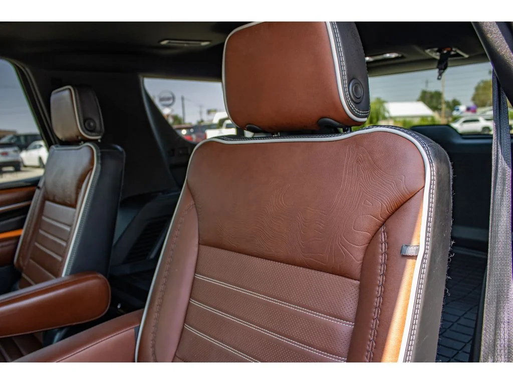 Used 2023 Midnight Blue Metallic GMC Denali Ultimate image 19