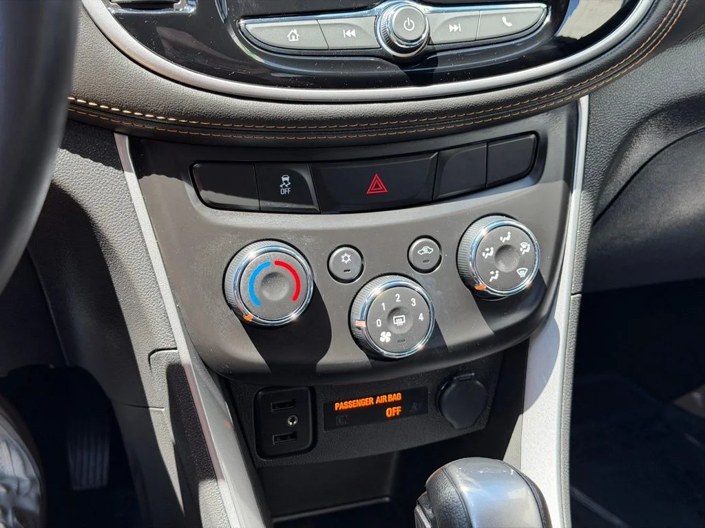 Used 2022 Gray Chevrolet LT image 14