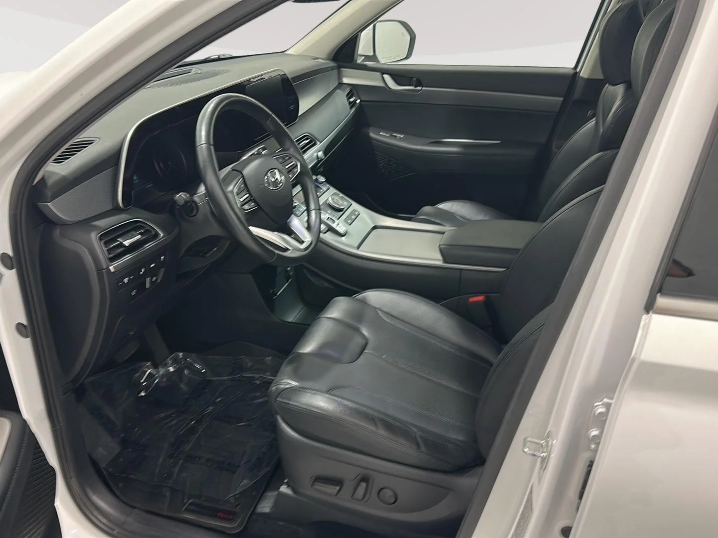 Used 2020 White Hyundai SEL image 18