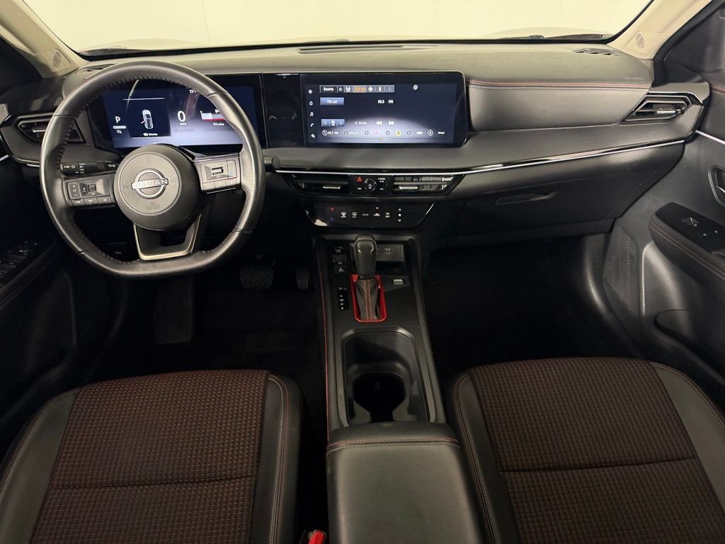 Used 2025 Red Nissan SR image 13