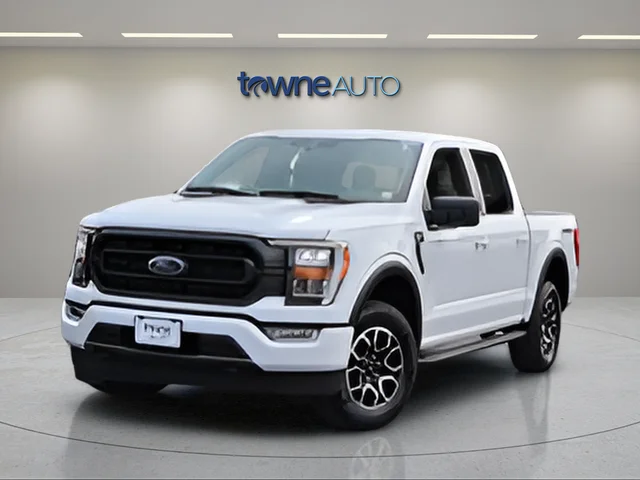 Used 2023 White Ford XLT image 11