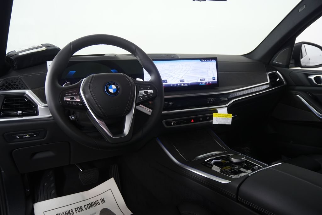 New 2026 Black Sapphire Metallic BMW xDrive50e image 16