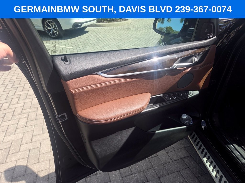 Used 2018 Jet Black BMW xDrive35i image 27
