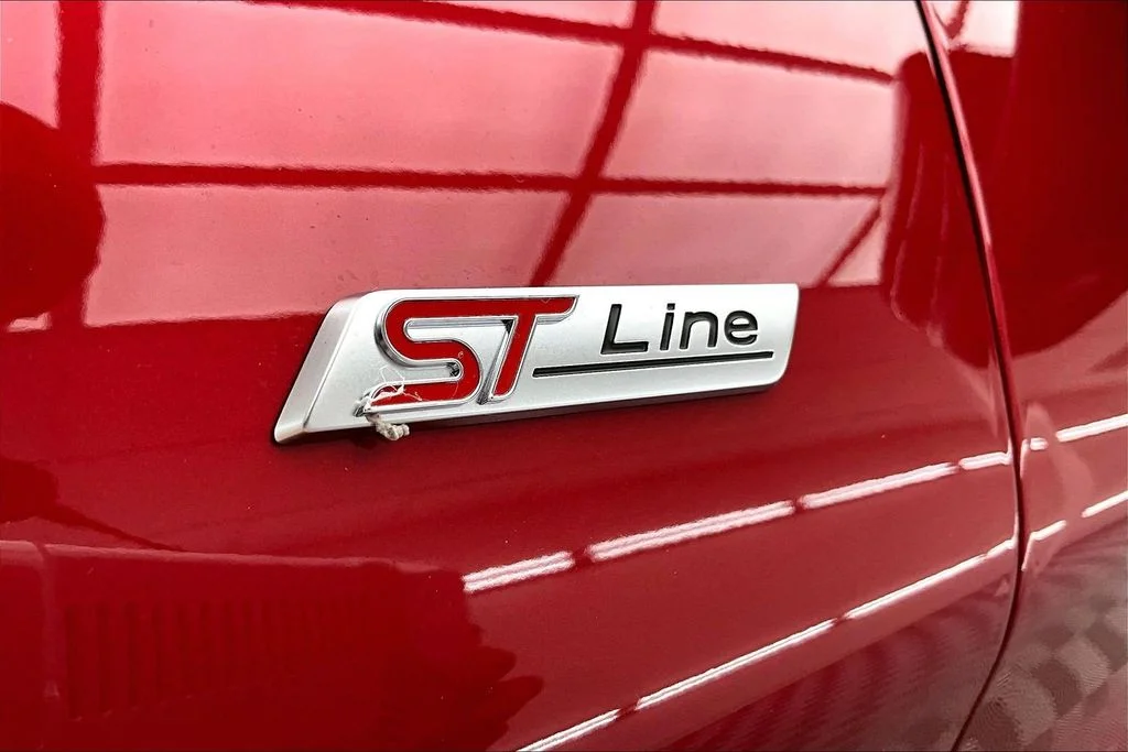 New 2026 Red Metallic Ford ST-Line image 9