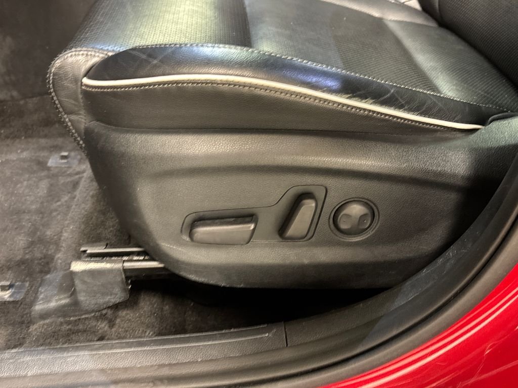 Used 2022 Red Kia SX image 26
