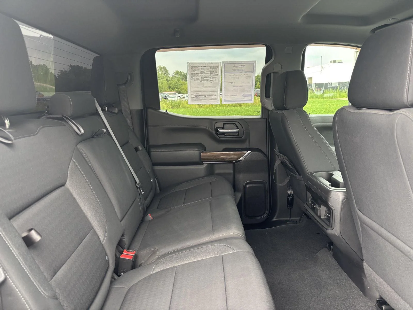 Used 2021 SUMMIT WHITE Chevrolet RST image 33
