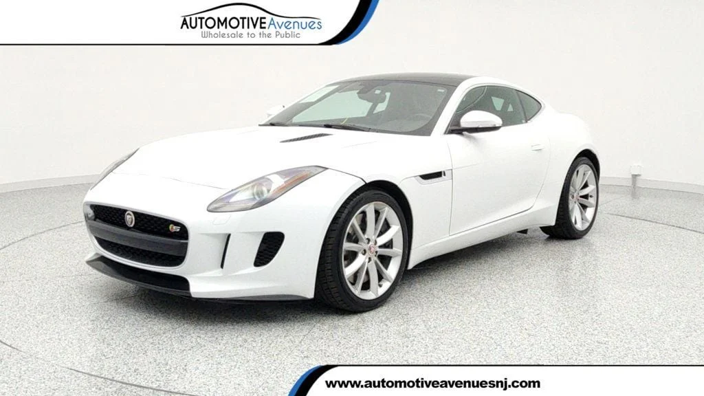 2016 Jaguar F-TYPE S Coupe's photo
