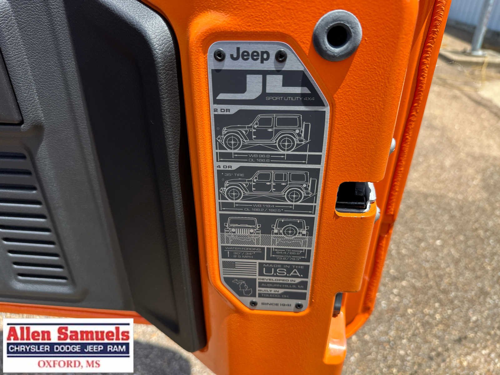 New 2026 Joose Exterior Paint Jeep Sahara image 36