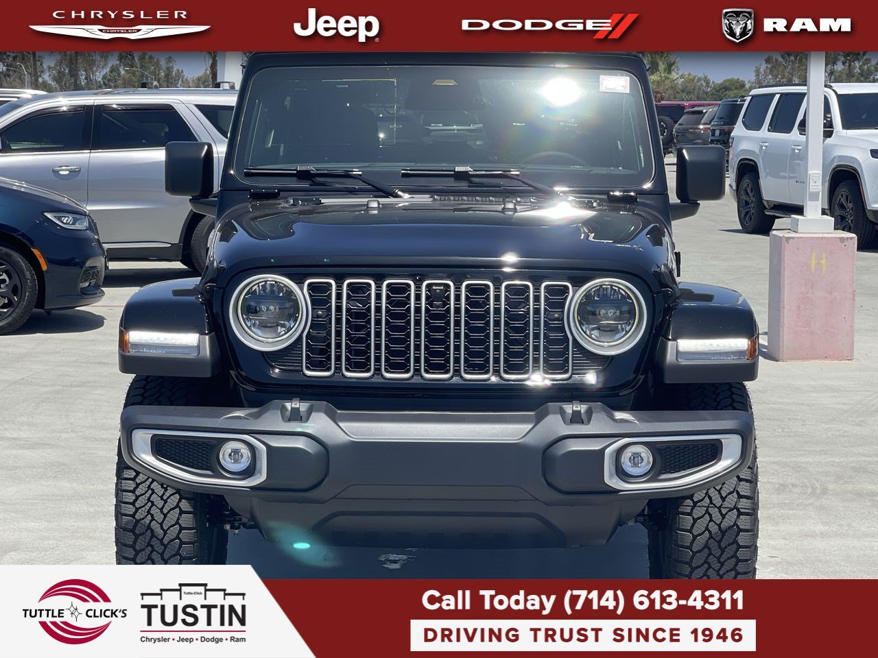 New 2026 Black Clear-Coat Exterior Paint Jeep Sahara image 2