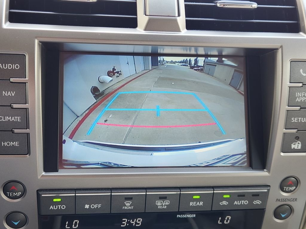 Used 2015 Starfire Pearl Lexus 460 Luxury image 17