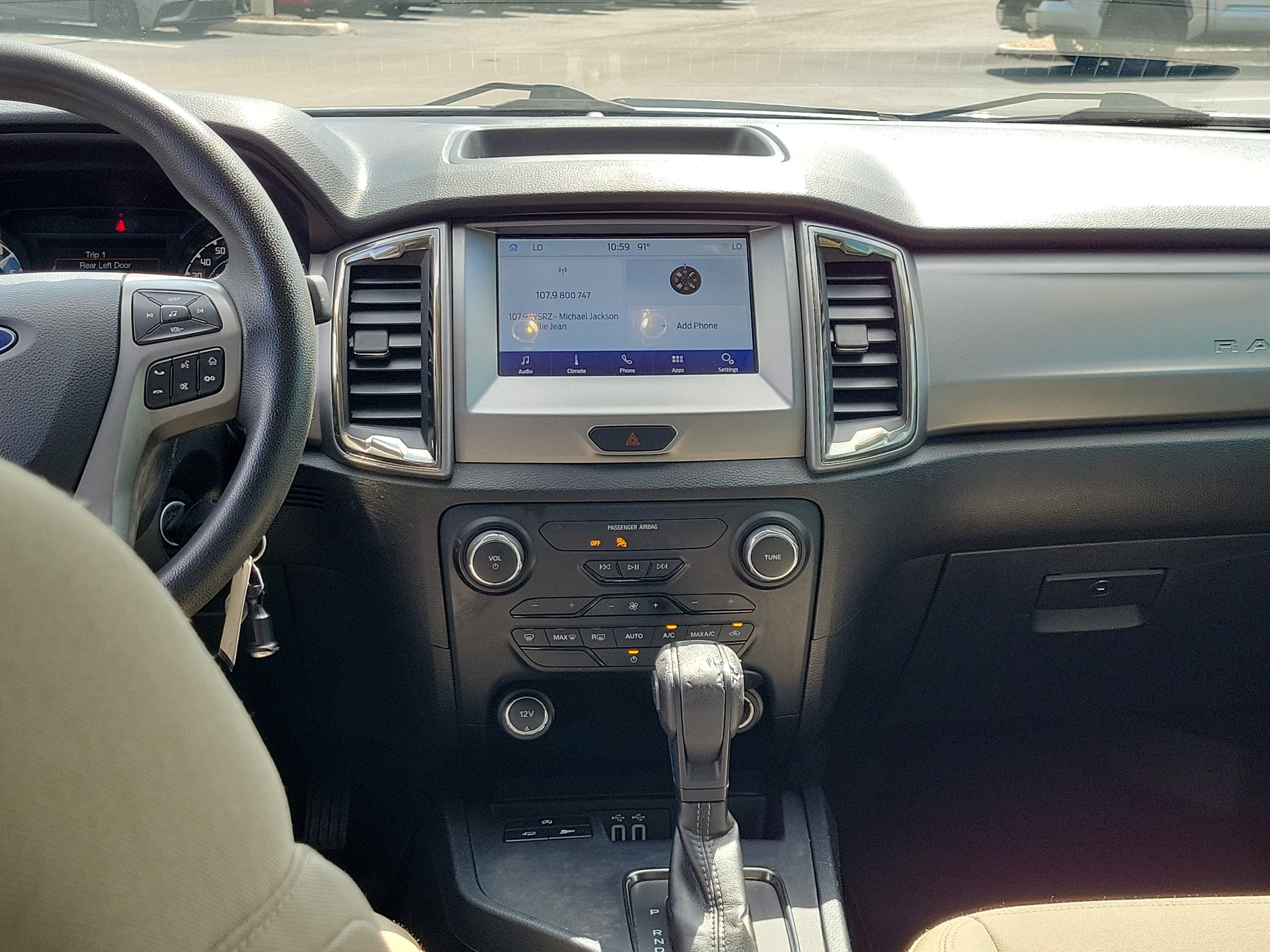 Used 2020 Oxford White Ford XLT image 17