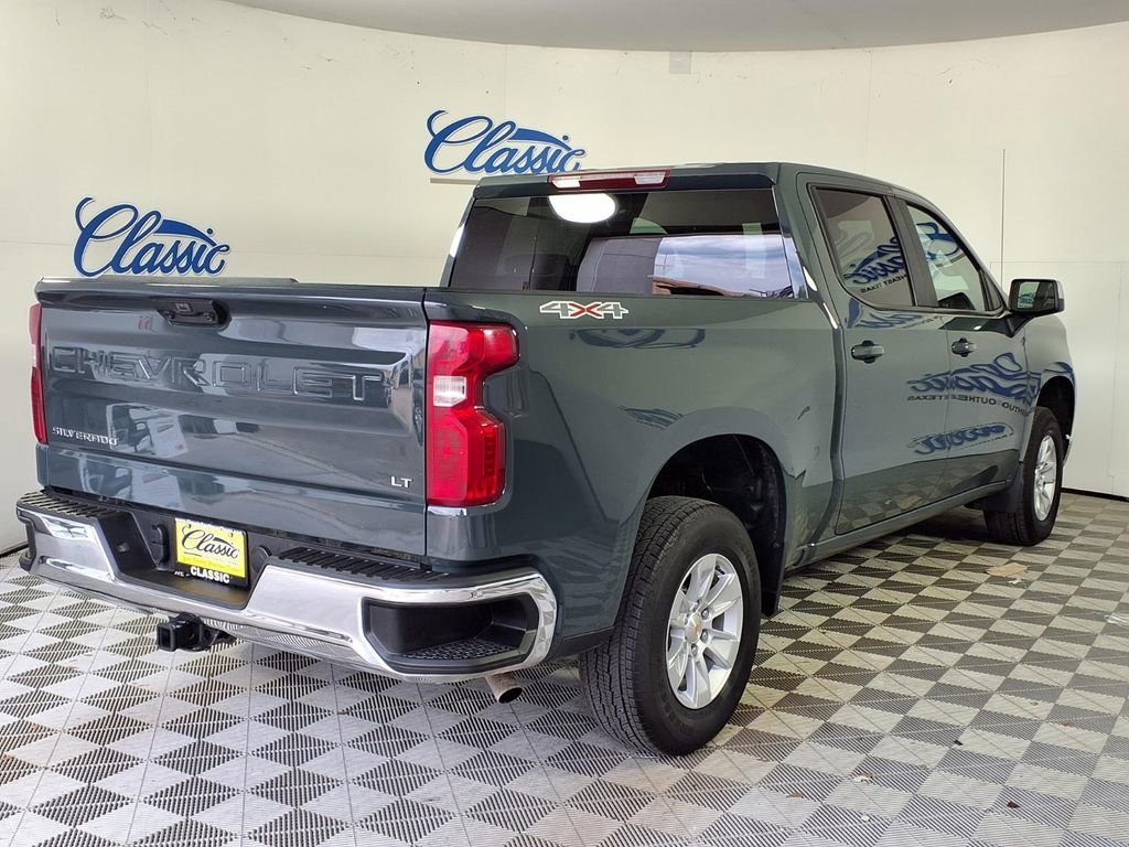 Used 2025 Cypress Gray Chevrolet LT image 4