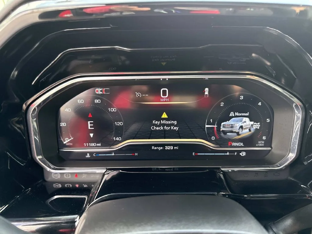 Used 2025 Red GMC Elevation image 37