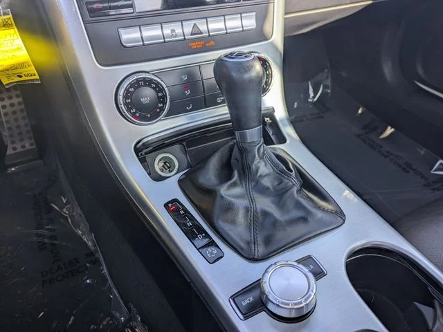 Used 2014 Diamond White Metallic Mercedes-Benz SLK 250 image 17