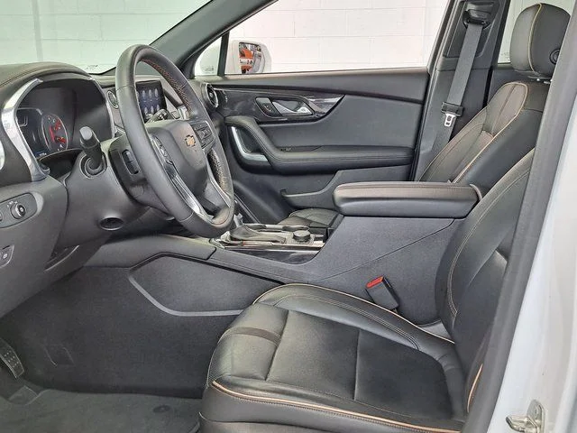 Used 2019 White Chevrolet Premier image 24