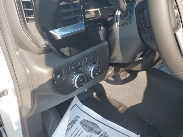 2026 GMC Sierra 1500 SLE - Photo 23
