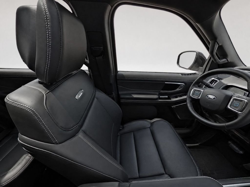 New 2027 Star White Metallic Tri-Coat Ford MAX Platinum image 11