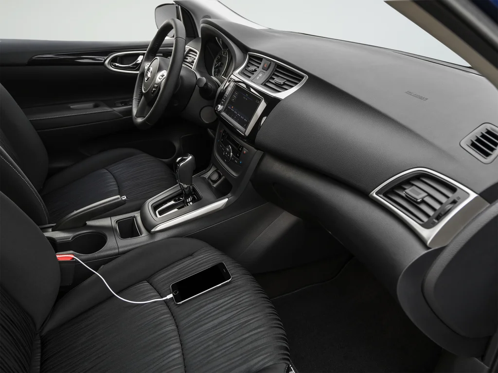 Used 2019 Blue Nissan SV image 29