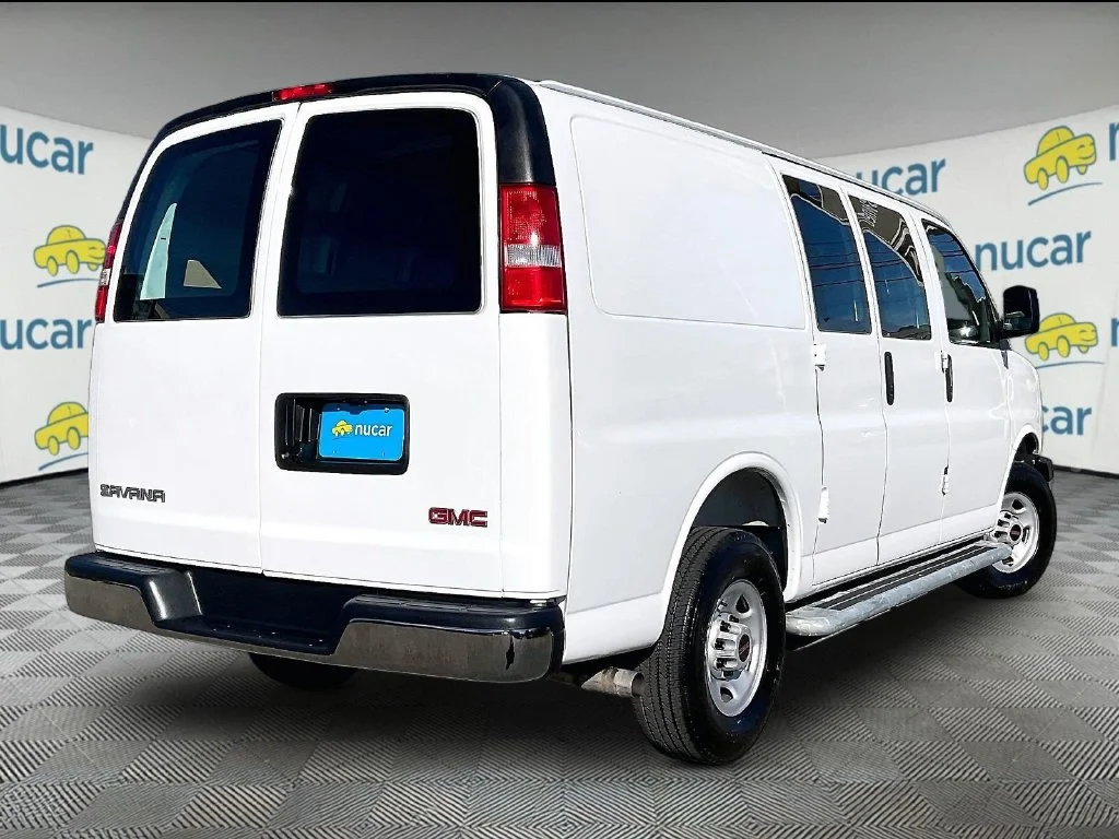 Used 2025 White GMC Work Van image 6