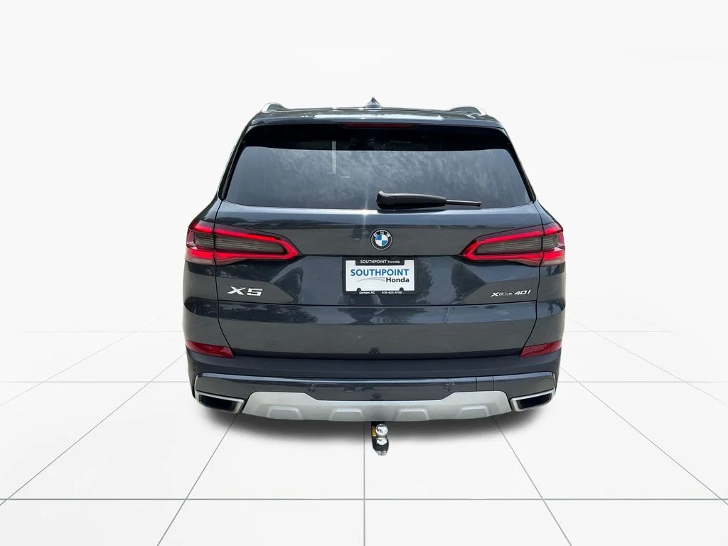 Used 2019 Gray Metallic BMW xDrive40i image 7