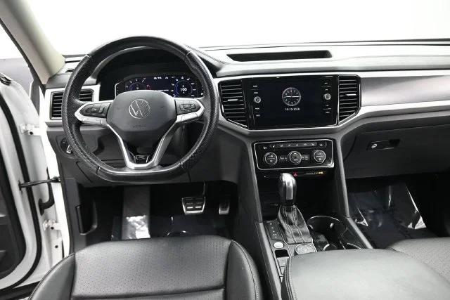 Used 2023 White Volkswagen 3.6L V6 SEL R-Line image 19