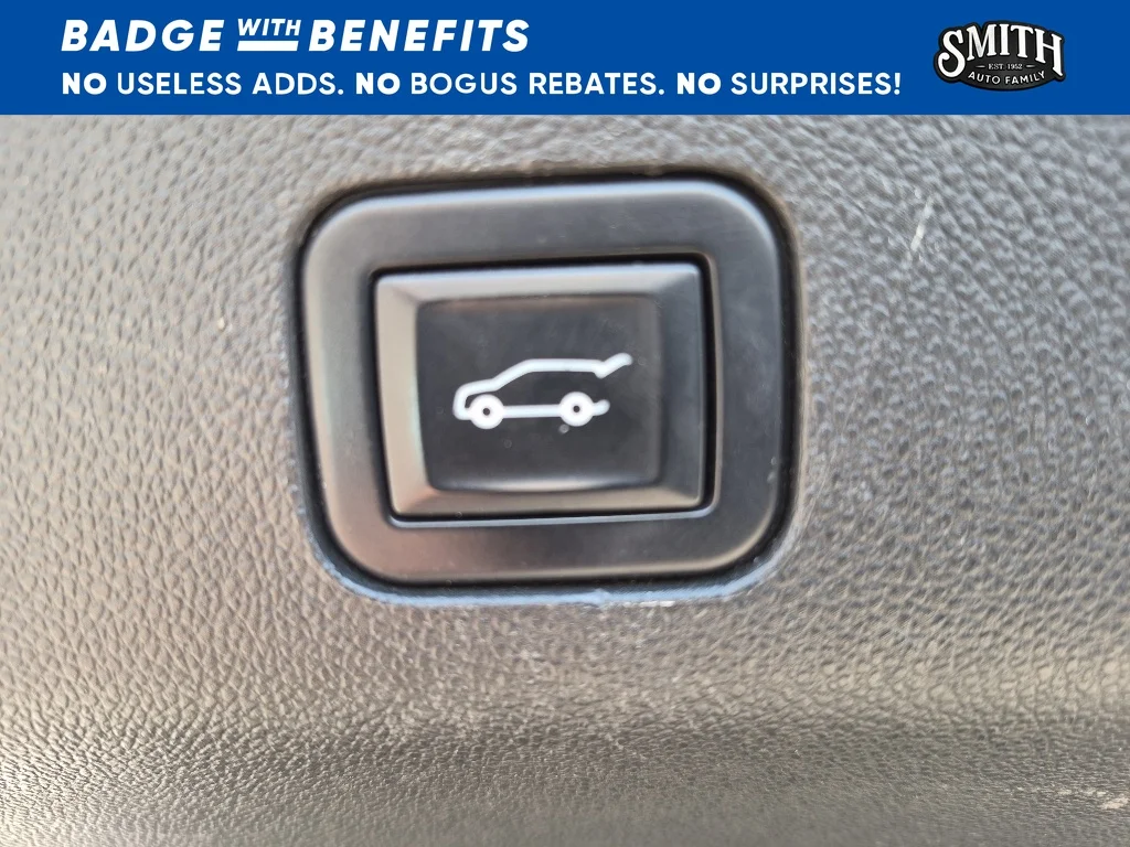 Used 2022 Black Raven Cadillac Sport Platinum image 17