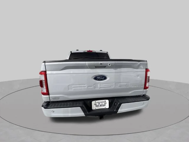 Used 2022 White Ford Lariat image 9