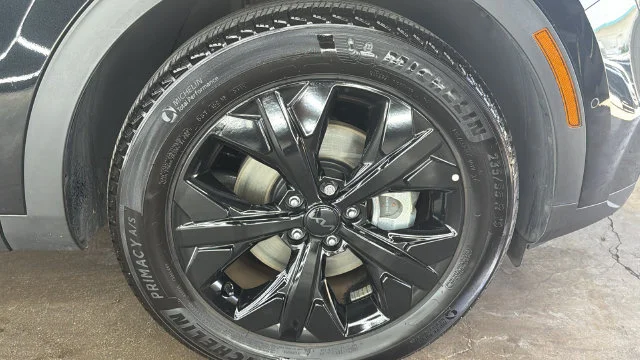 Certified Used 2025 Black Kia X-Line Prestige image 9