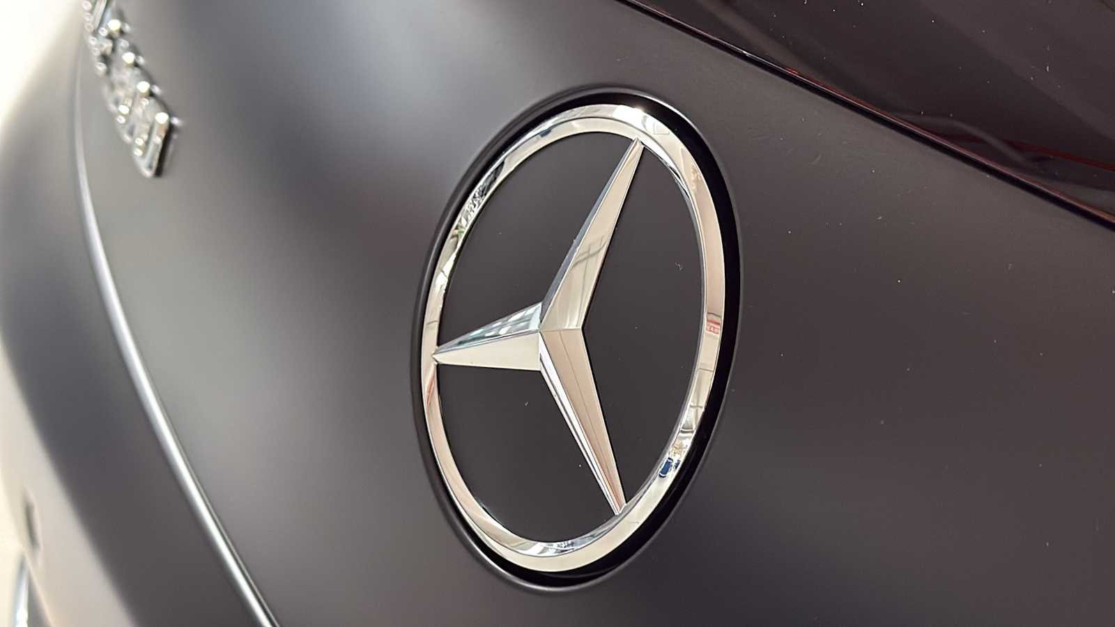 New 2027 MANUFAKTUR exclusive graphite grey magno Mercedes-Benz CLE 300 image 8