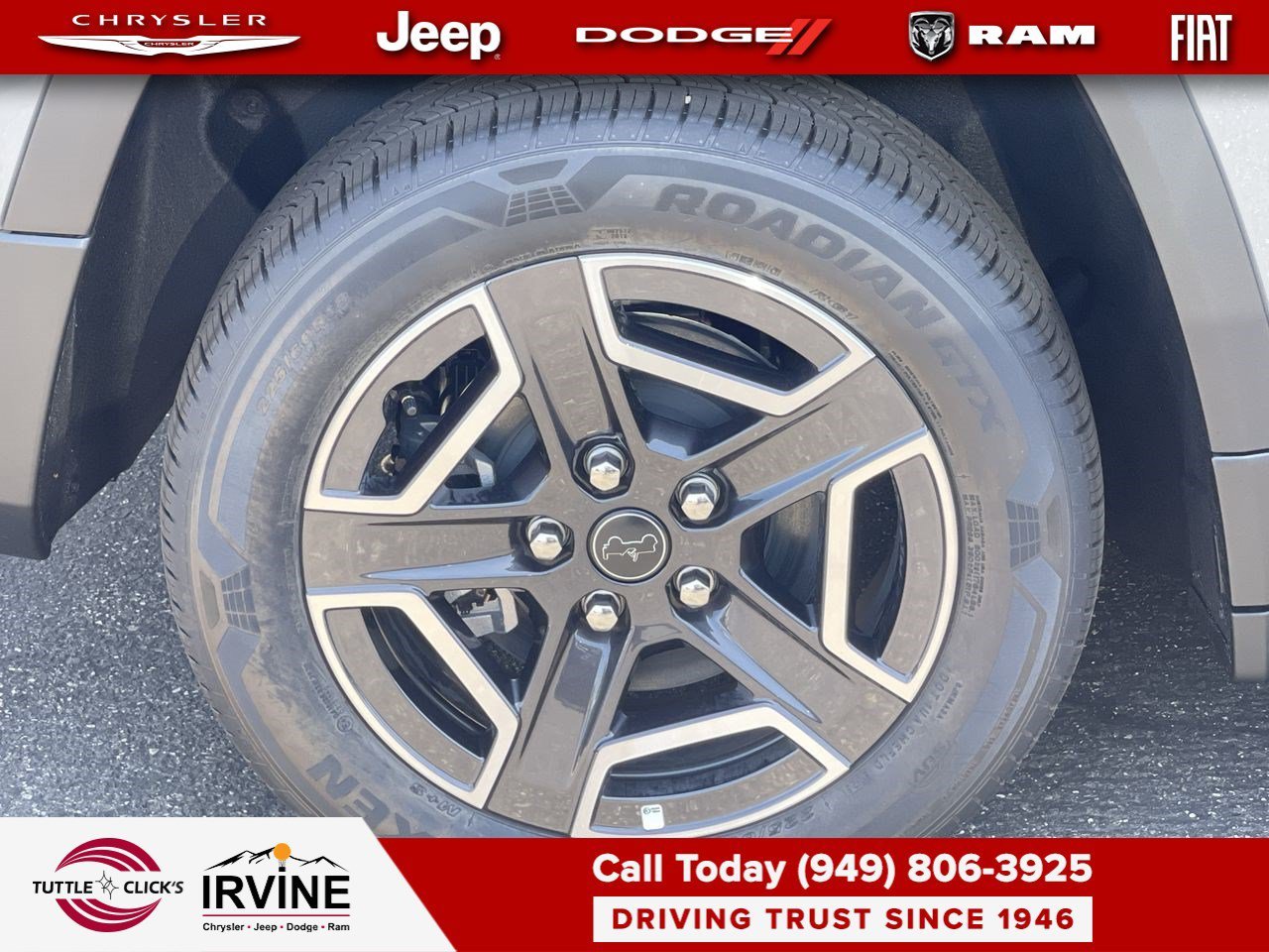 New 2026 Sting-Gray Clearcoat Jeep Limited image 11