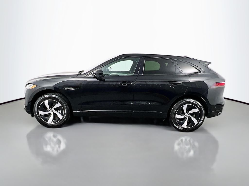 Certified Used 2026 Santorini Black Metallic Jaguar P250 R-Dynamic S image 8