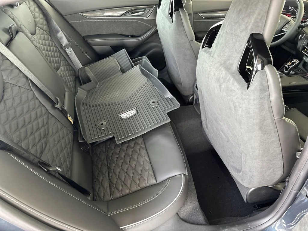 2026 Cadillac CT5 V-Series - Photo 31