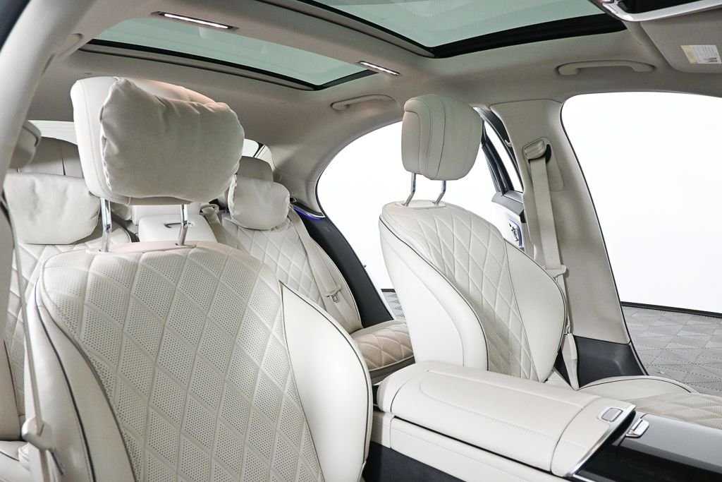 Certified Used 2023 White Mercedes-Benz S 580 image 20