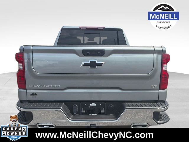 Used 2024 Gray Chevrolet LT image 7