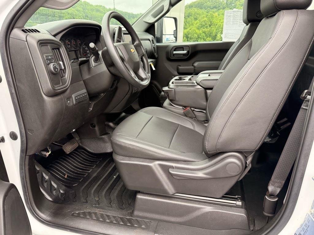 Used 2022 Summit White Chevrolet Work Truck image 10