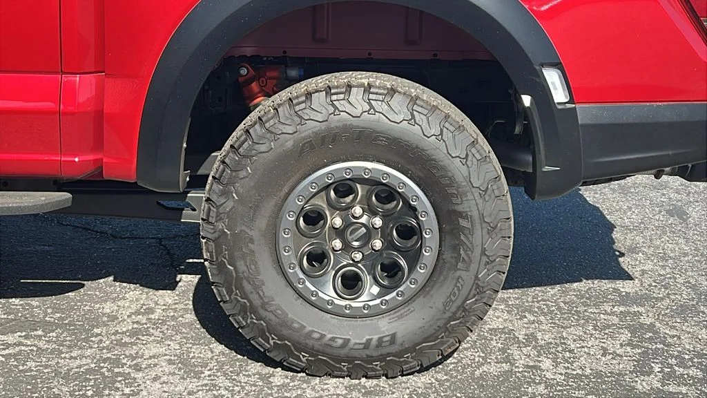 New 2025 Rapid Red Metallic Tinted Clearcoat Ford Raptor® image 7