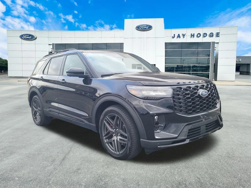 2026 Ford Explorer ST 4WD's photo