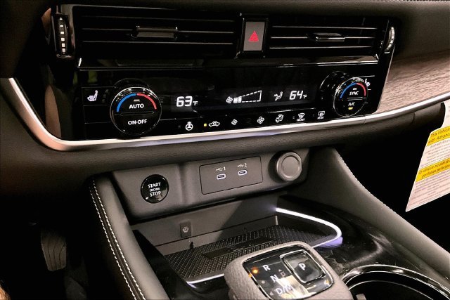 New 2026 Super Black Nissan Platinum image 29