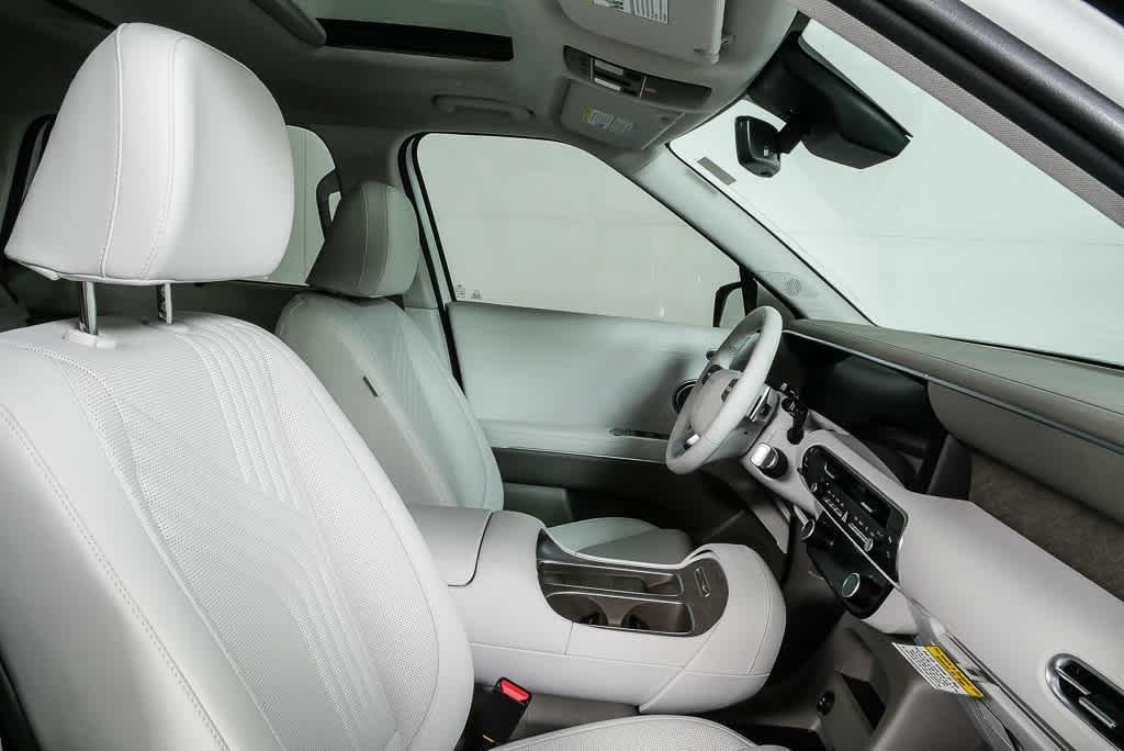 New 2026 Creamy White Pearl Hyundai SEL Premium FWD image 31
