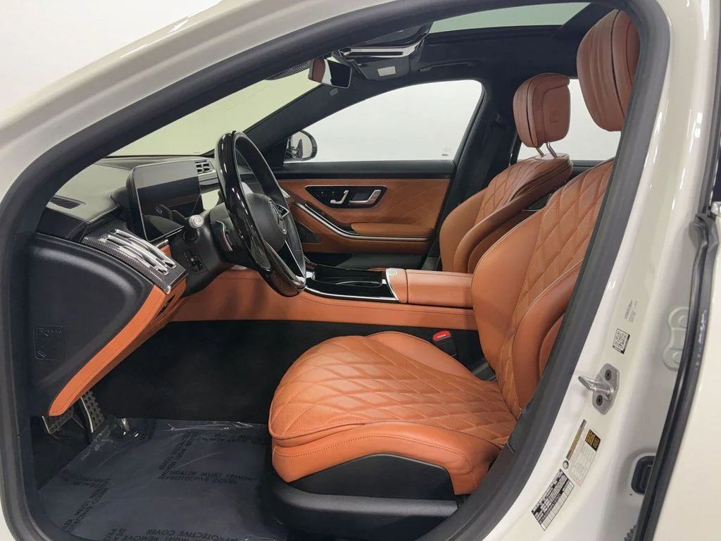 Certified Used 2023 MANUFAKTUR Diamond White Mercedes-Benz S 580e image 8