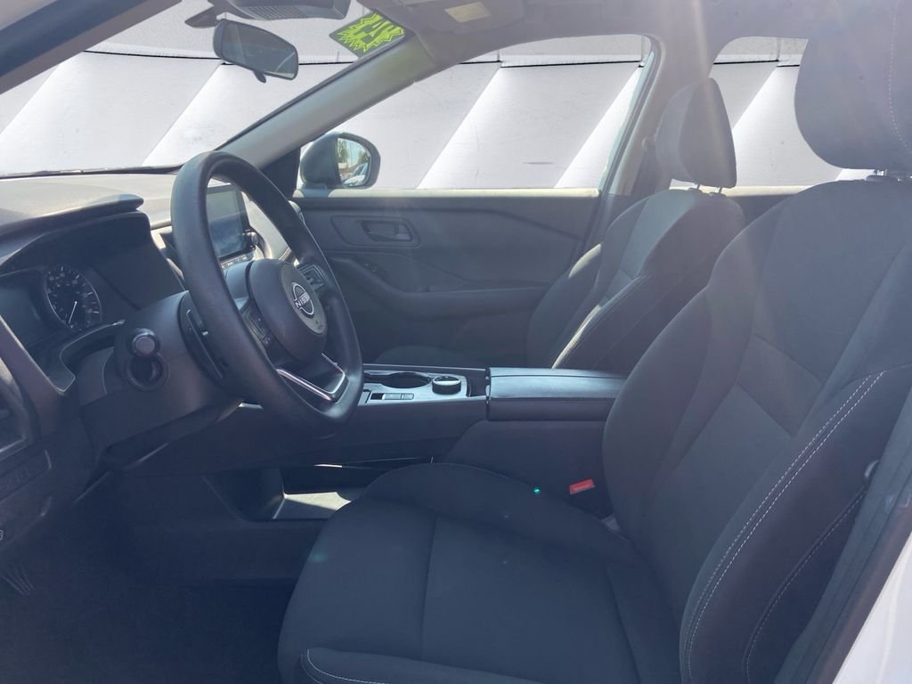 Used 2024 White Nissan S image 7